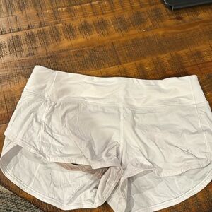 Lulu white shorts size 6